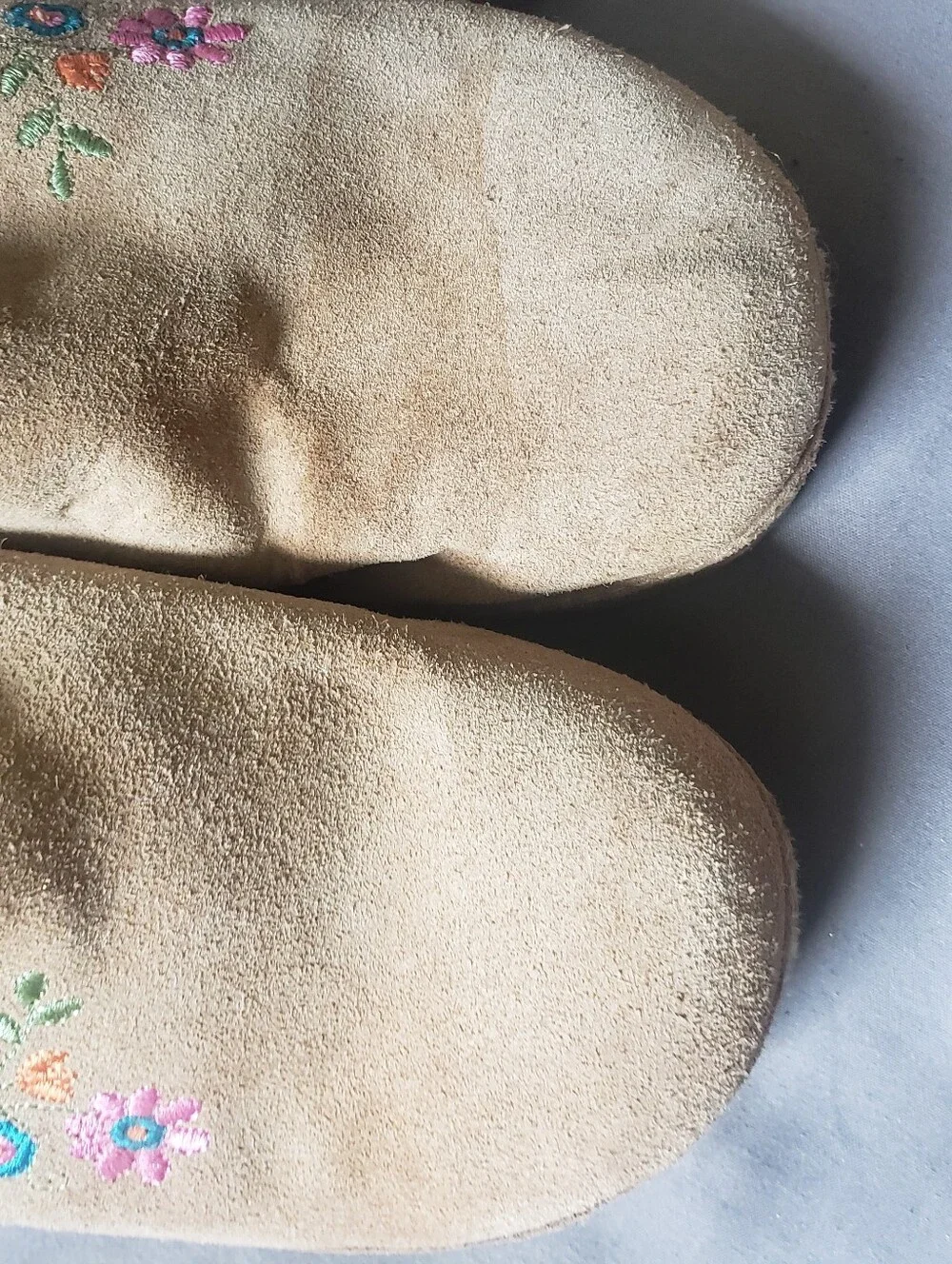 Faded Glory Girls Size 1 Beige Suede Slip-On Mules with Floral Embroidery